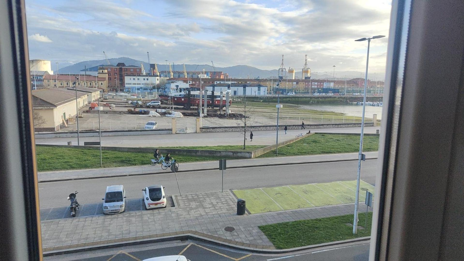 Atractivo Piso Recien Reformado Apartment Santander Bagian luar foto